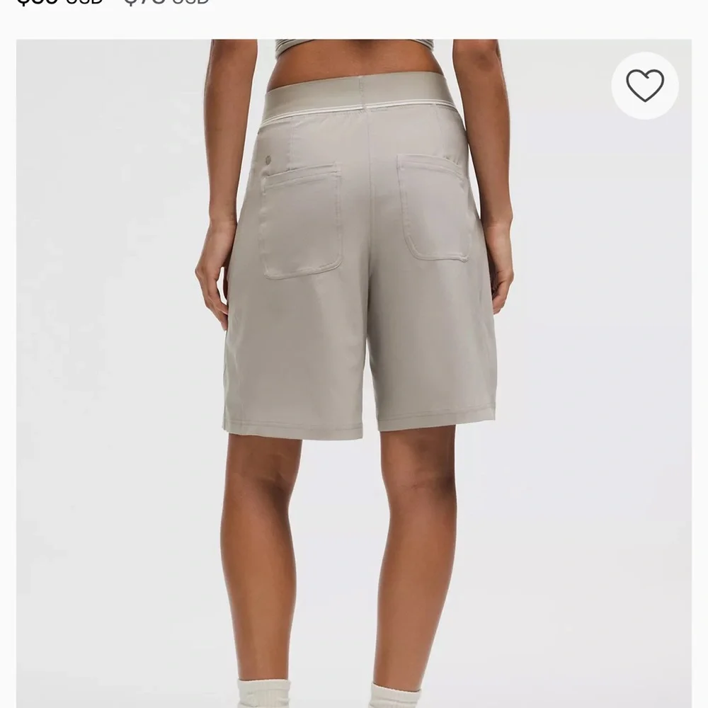 Lululemon Swift Relaxed Shorts 9” with zipper Pickets Cream - Picture 4 of 10